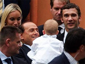 Берлускони верит в будущее Шевченко