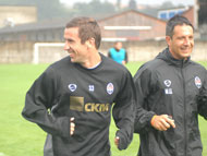 Дарио Срна (слева)
